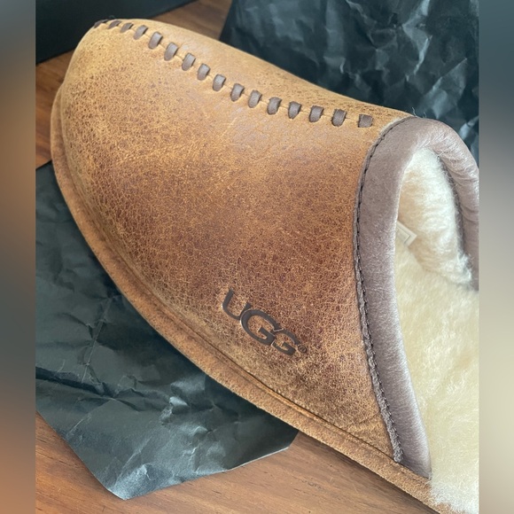 NWT Men’s Ugg Scuff Slippers - Picture 6 of 13